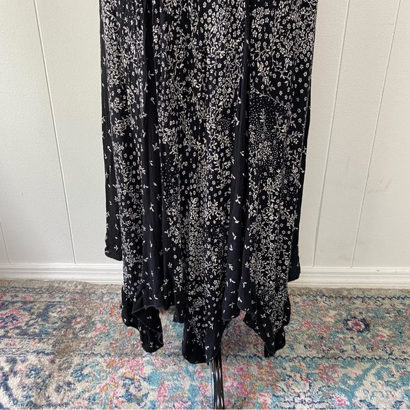 Bila Maxi Dress Sz XL Black Handkerchief Hem Floral Gauze Boho 90s Style Flowy - Picture 6 of 16